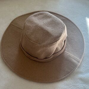 Stylish Tan Women's Hat